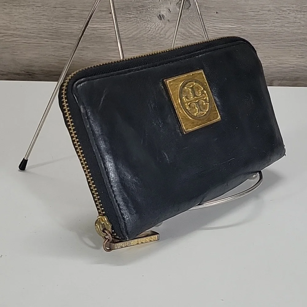 Tory Burch Black Leather Zip Wallet with Gold Logo